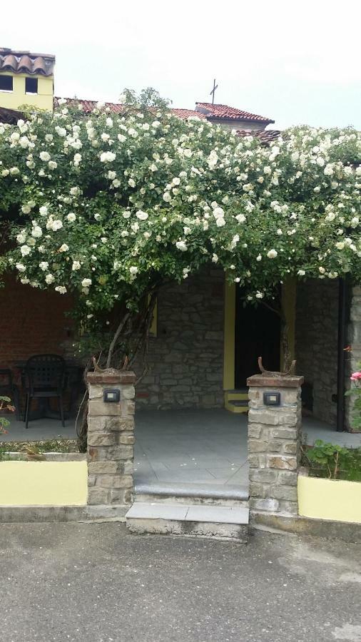La Casa Di Valerio Villa Montabone ภายนอก รูปภาพ